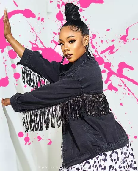CHH-23048 - Women's Rhinestone Fringes Button Down Classic Denim Jacket - (3 pcs PRE-PACK) ($25 Each) — Plus Size / Black