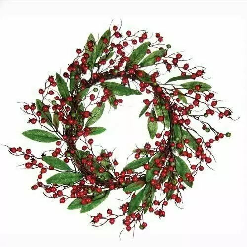 PMX7052-24 – 20” Red and green berry wreath- Min 2 – Case Pack 6