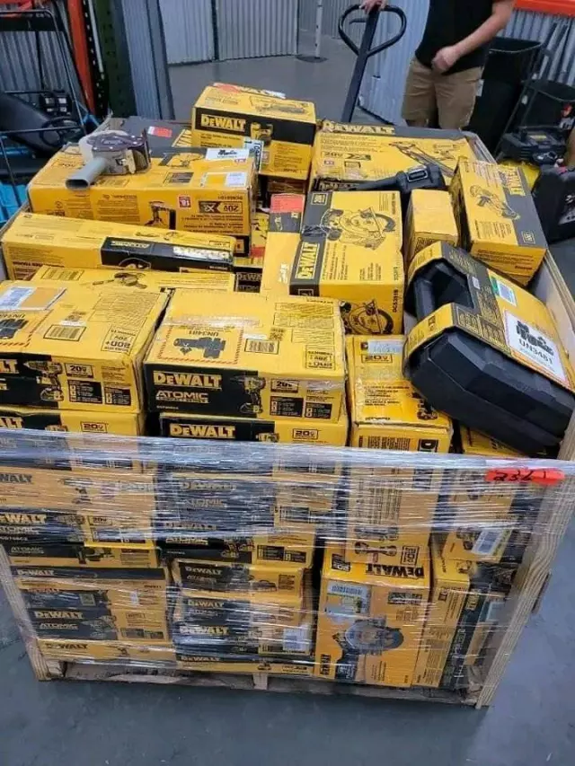 Dewalt tool pallets