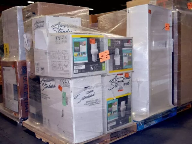 Home Depot Bathroom Fixtures Truckload · 22-24 pallets · store returns