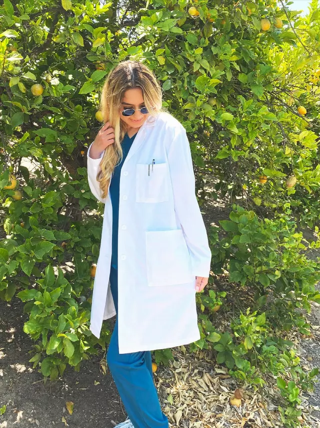 Women's White Lab Coat 33" and 39" Long — 39" / XL