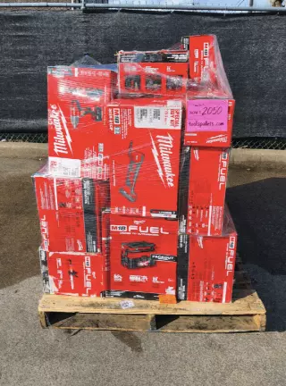 Milwaukee power tools lot · manifested · M18 FUEL