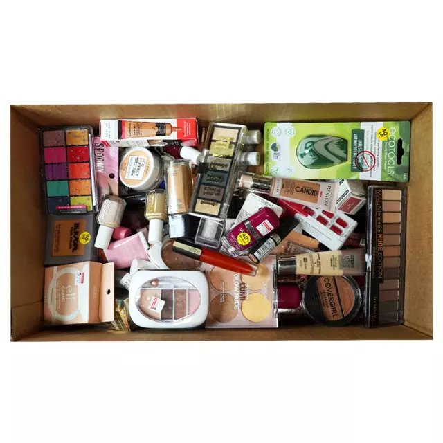 Cosmetics Mix lot · 200 pcs
