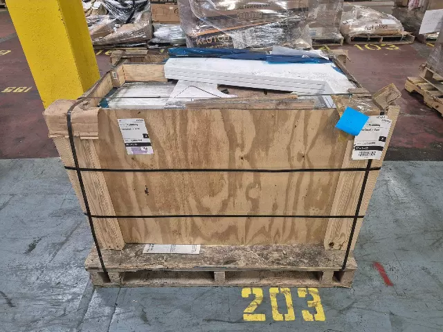 203: Custom Tile and Sink Top PL0005KQ