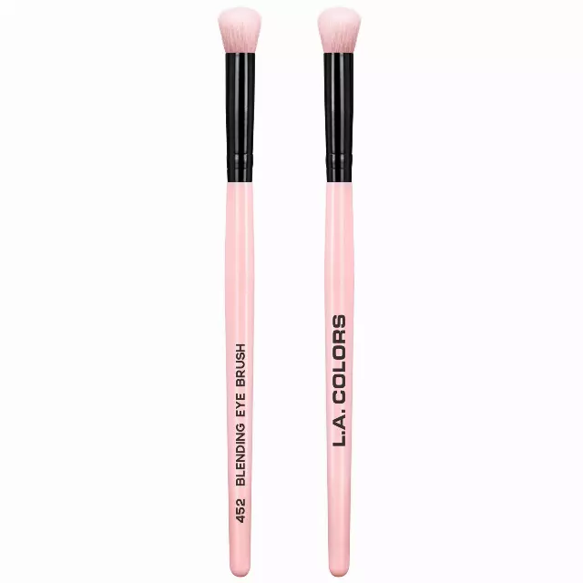 L.A. Colors Signature Blending Eye Brush - Wholesale 9 Units (CBR452W)