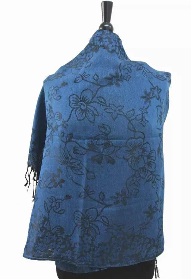 D637 Pattern Pashmina — Tq.