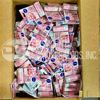 Nivea Lip 2-In-1 Lip Balm & Scrub Rosehip Oil+Vit-E · 245 units · 0.17 OZ