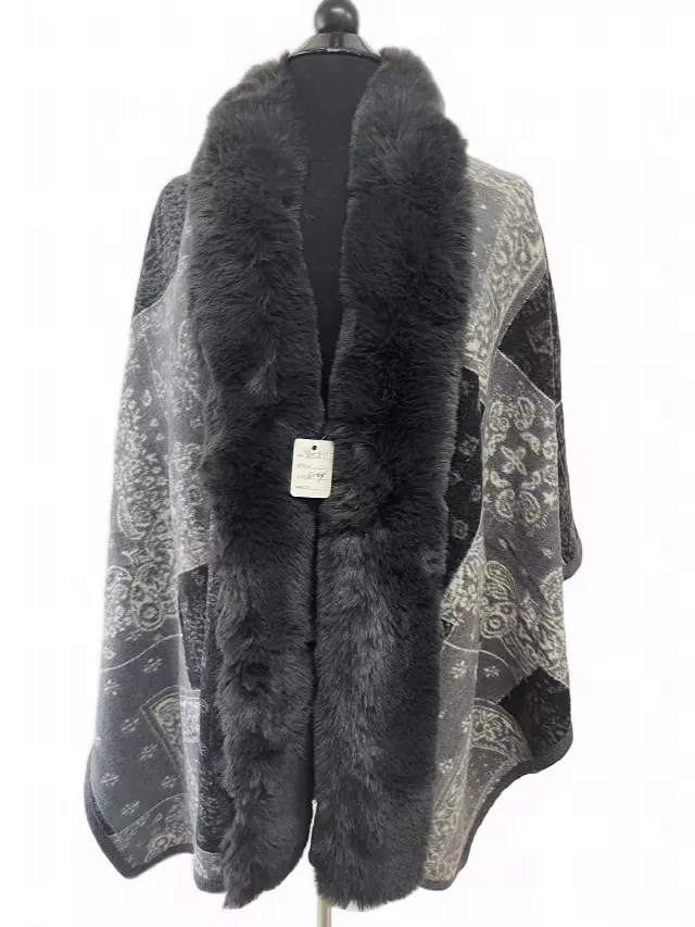 TX511 Faux Fur Pattern Cape — Grey