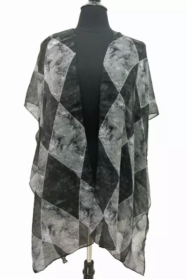 QC222 Pattern Spring Kimono — Black
