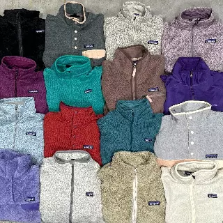 Wholesale Women's Patagonia Jackets (10 Pieces) — Fleece