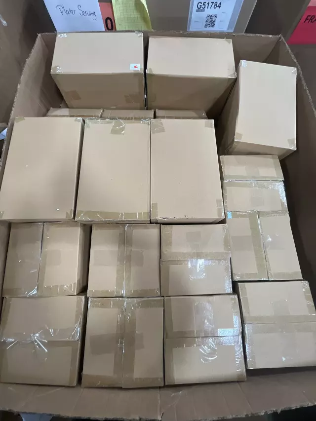 Assorted large vases lot · new