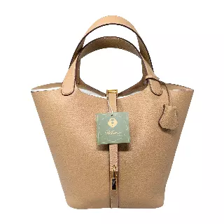 Bellanovi Handbags lot · 15 units