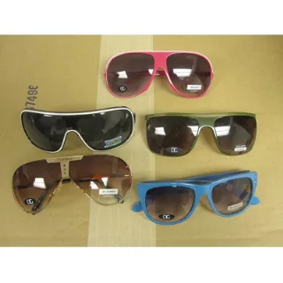 Private Label Fashion mixed wholesale sunglasses UVA UVB New 100pcs.