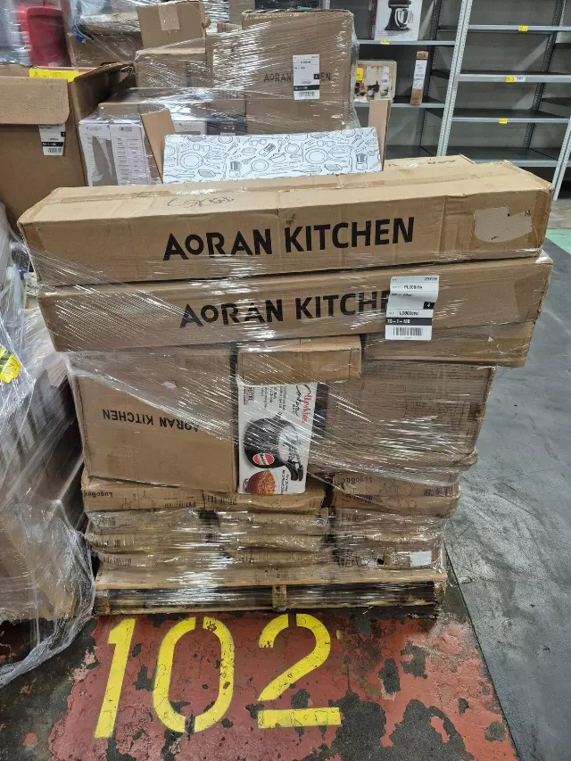 102: Kitchen PL000R8Y