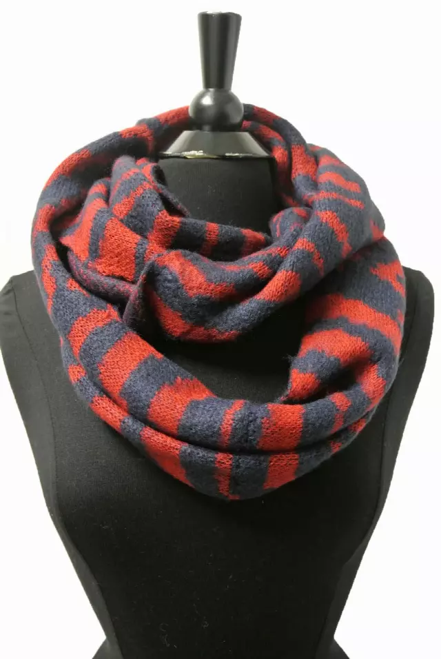 16735 Zebra Pattern Winter Infinity Scarf — Red