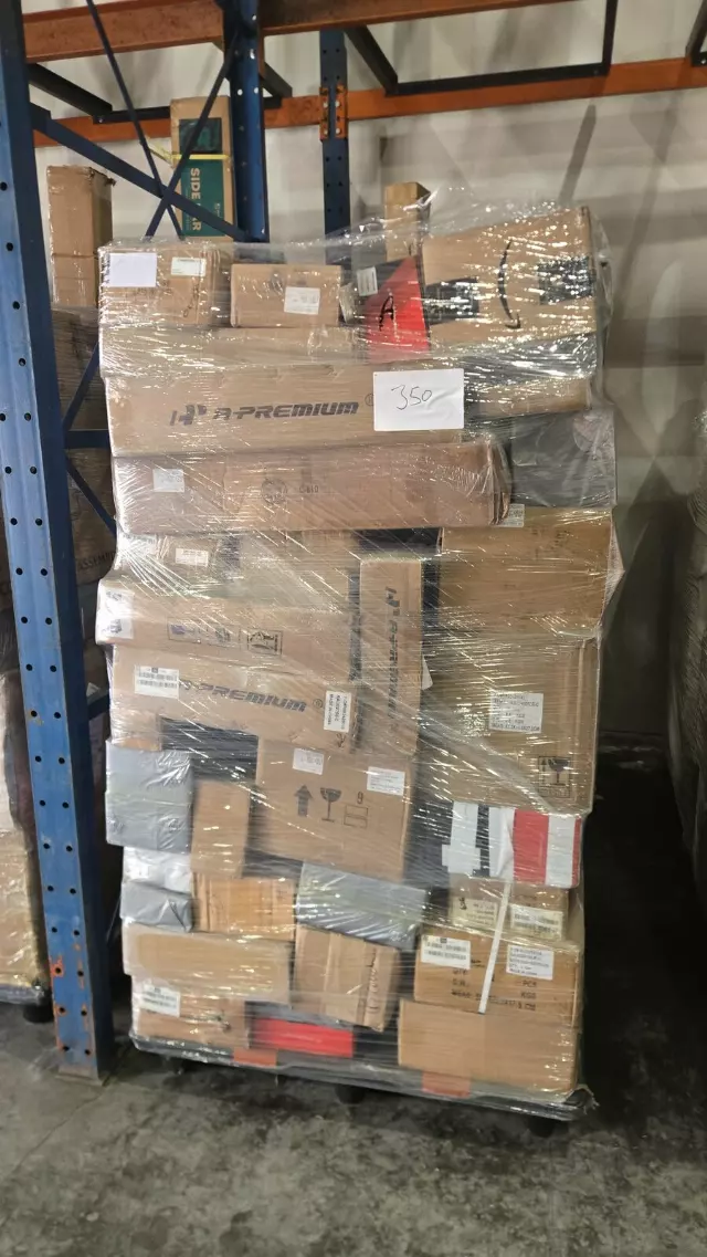 Auto Parts Returns — Pallet