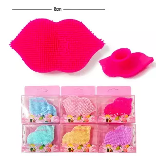 LOVE YOUR LIPS EXFOLIATOR