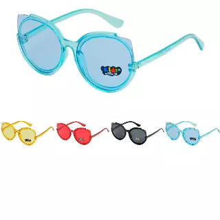 Kids’ Retro Translucent Cat-Eye Sunglasses with UV400 Protection and 4 Color Pack K10437