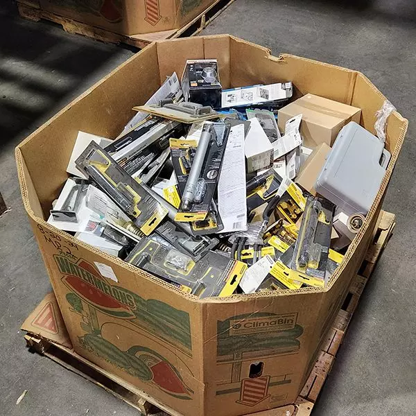 Hardware 02 Pallet