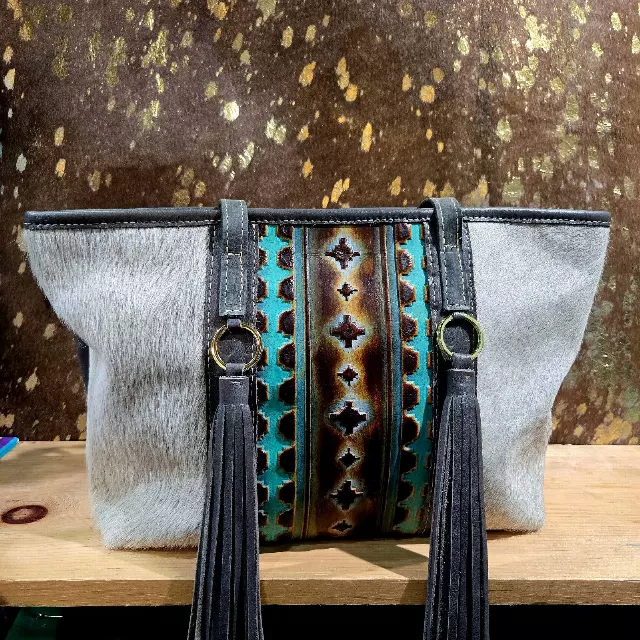 Ref. 712 — Pale hide tote with turquoise tooled panel