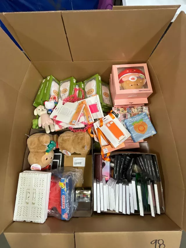 Mixed name-brand assorted items lot · new