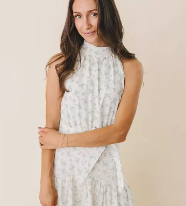 Wholesale Lot Of 900 Boutique Daytime Dresses – Sizes S-XL – Suggested Retail Price $29.99 Each – Your Price Is Only $3.00 Each