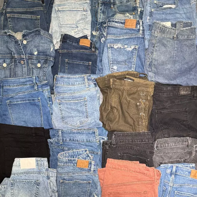 Womens Denim Mix (20 Pieces)