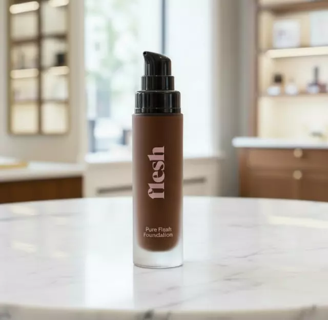 Revlon Flesh Foundation Hot Cocoa #38
