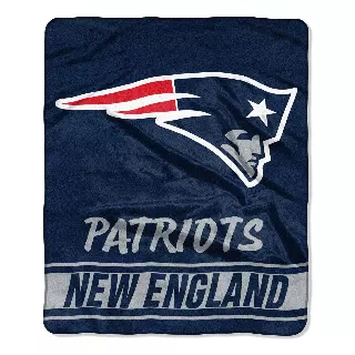 Licensed sports blankets lot · 18 · new, shelf pull