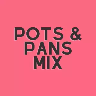 Pallet of Pots and Pans / Ollas y Sartenes