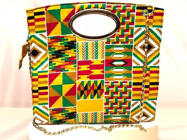 1006 - Clutch Purse With Zipper and Crossbody Gold Chain (3/pk) - Free Size - $20.00 Each - NEW PRINTS ADDED! — Free Size / 642