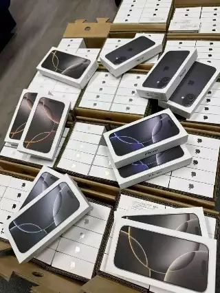 Apple iPhone 16 Pro Max lot · 20 units · brand new, fully sealed