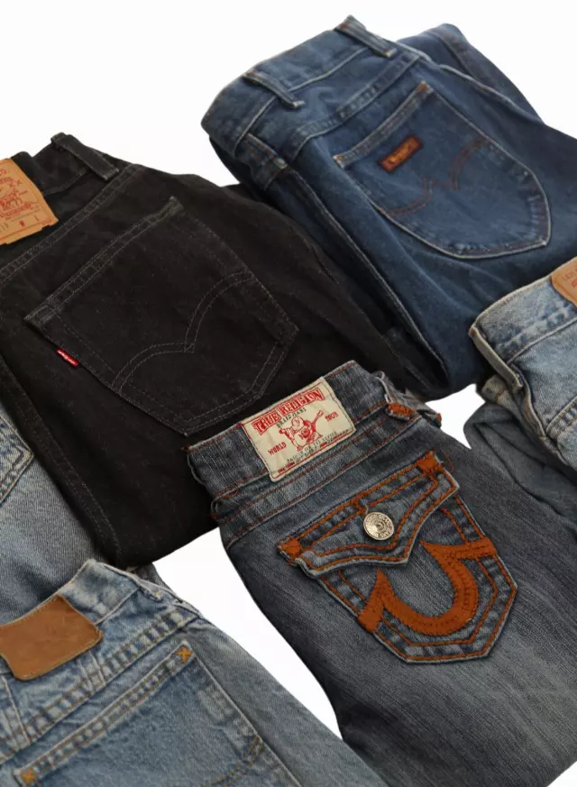 Vintage & Modern Mixed Women's Branded Jeans Bale of 100 lbs