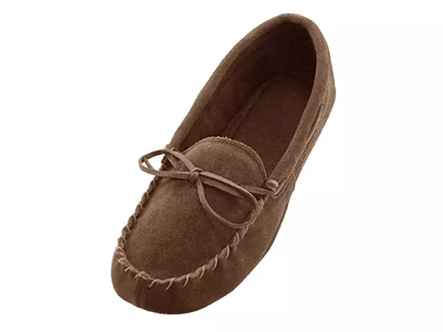 W080003 - Women's "Easy USA" Insulated Leather Upper Moccasins House Slipper — Beige (W080003-C) / 6-10 Assorted