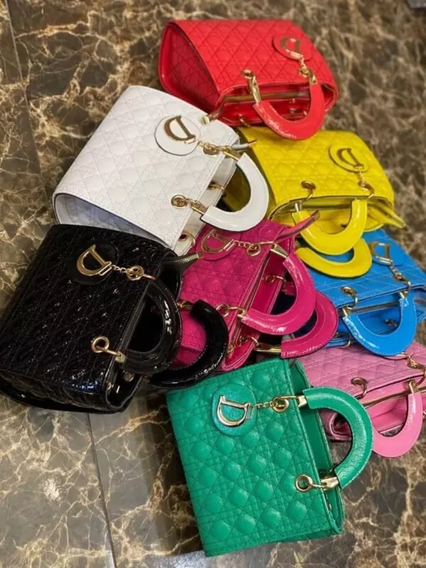 Women Dior Bags Pallets
