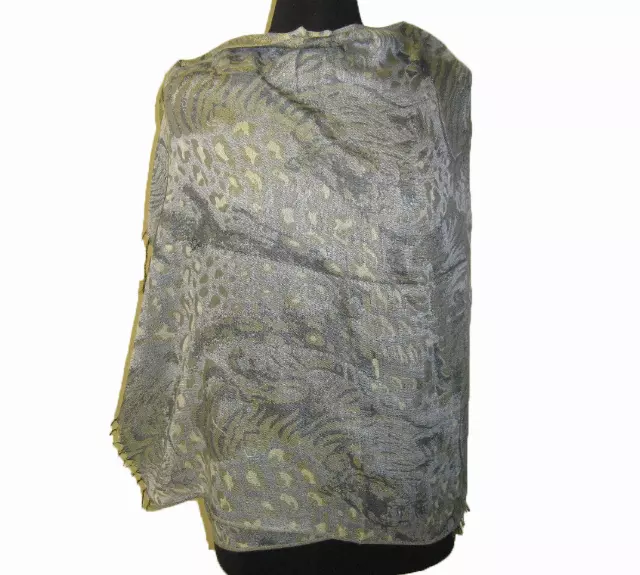 1905 Animal Print Pashmina — Grey