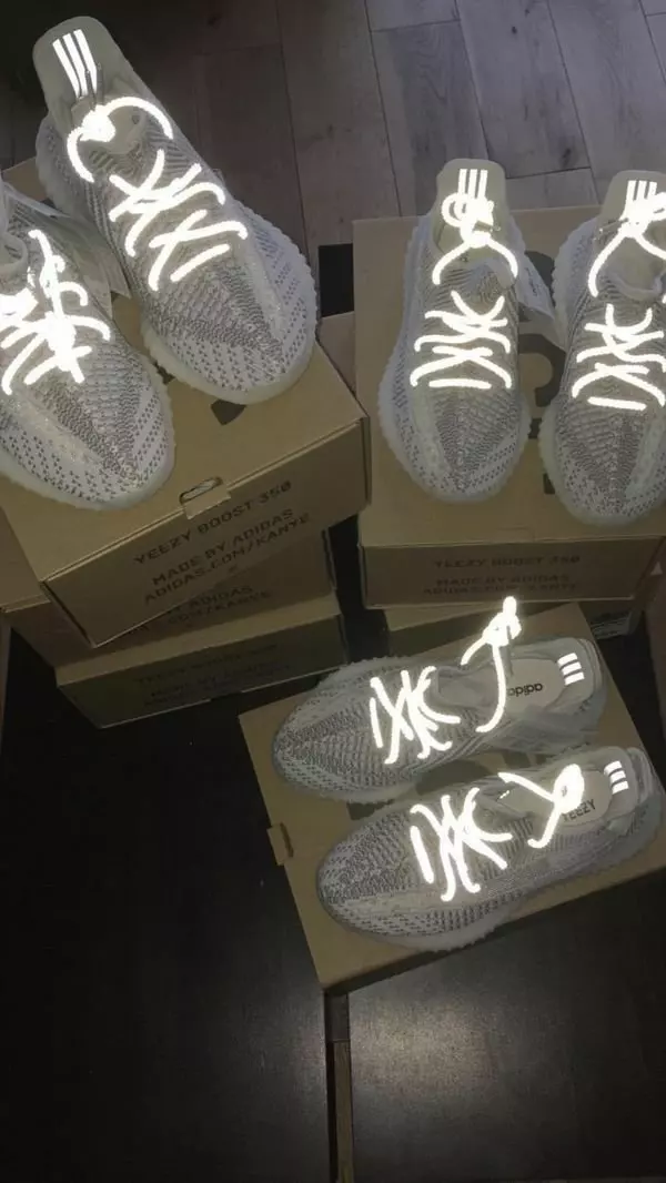Yeezy sneakers lot · pallets
