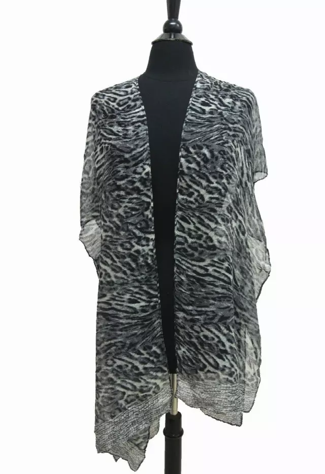 QC220 Animal Print Spring Kimono — Black