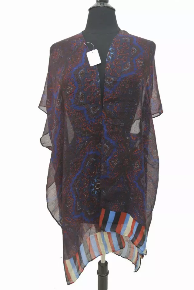 QC202 Paisley Print Kimono — Burgundy