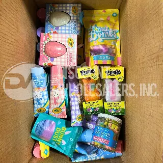 Bath Bombs, Soaps, And More lot · 180 units