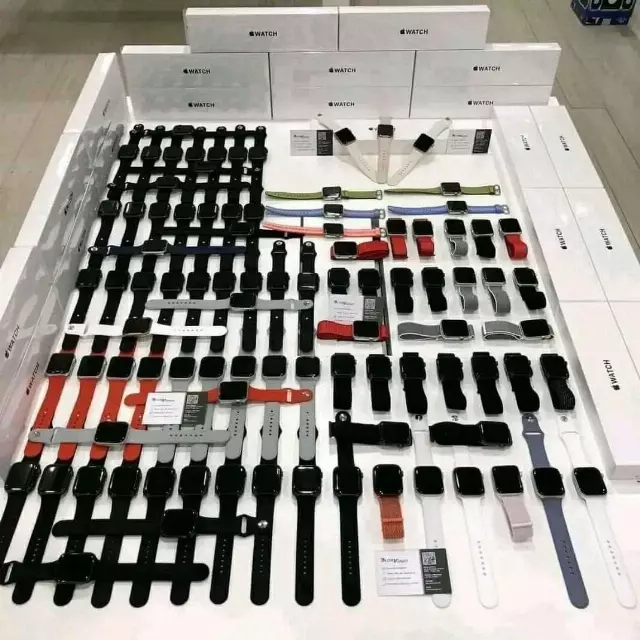 Apple Watch lot · mixed models · new/refurbished/customer-returned