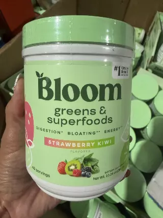 Bloom Greens & Superfoods lot · 4 containers