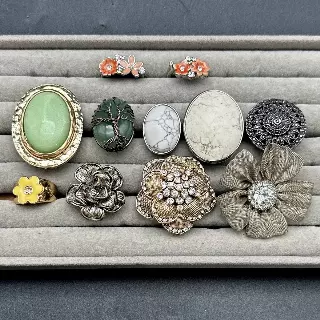 Vintage to Modern Fashion Jewelry Statement Rings Lot of 11 Floral Faux Stone