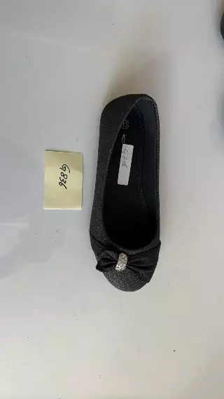Wholesale Lot Of 67,000 Pairs Of Fashion Shoes For Women And Kids – Made In China – Only .50 Each