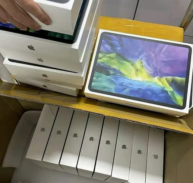 iPad Pro lot · pallets