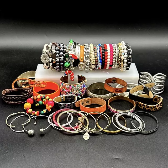 Mixed Fashion Bracelet Lot 45 Pcs Costume Bangles Cuffs Beaded Leather Charms