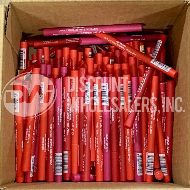 CoverGirl Outlast Lipstain lot · 200 pcs · assorted shades