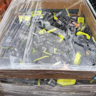 RYOBI & RIDGID battery/charger pallet · 200 units · untested