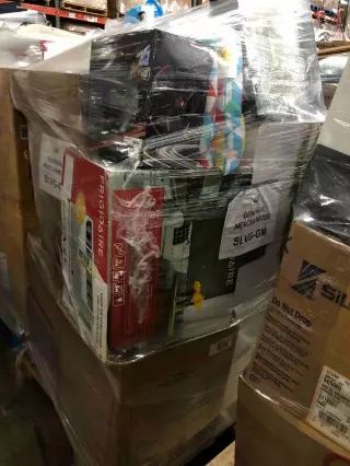General merchandise pallet · mixed lot · returns
