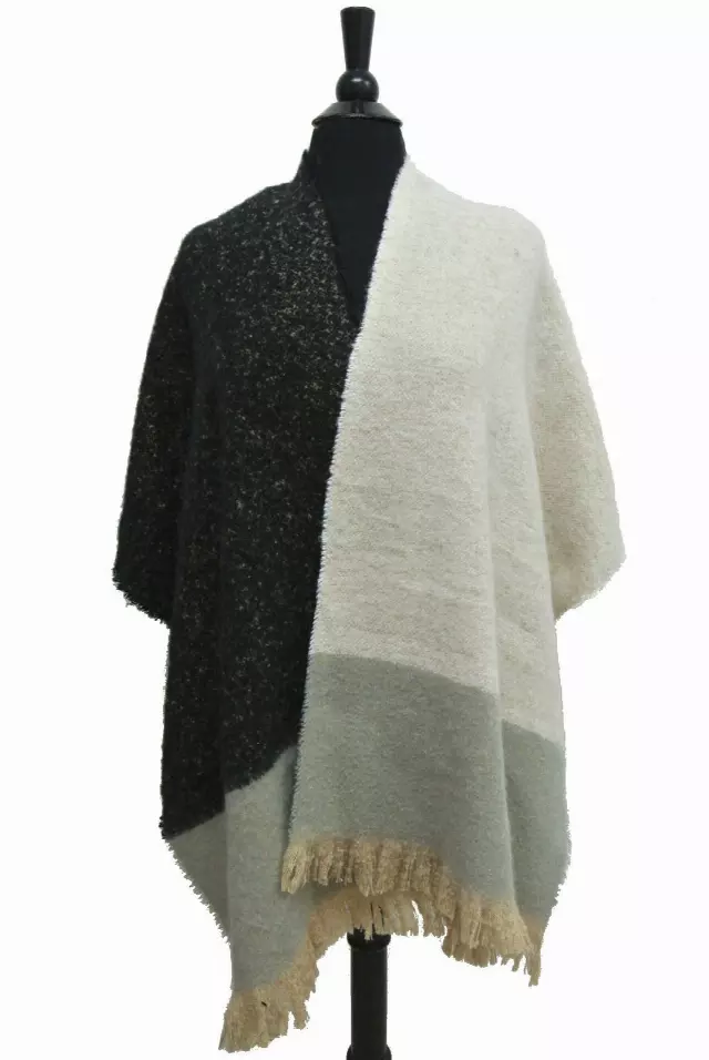 BF155 Colorblock Winter Scarf — Black